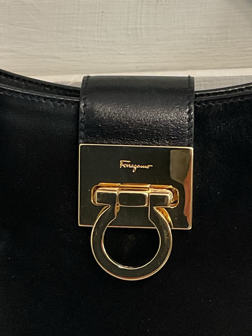 Salvatore Ferragamo Gancini Shoulder Bag - Picture 3 of 16